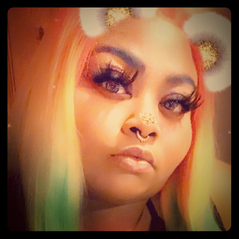 Meet your Posher, Joetta